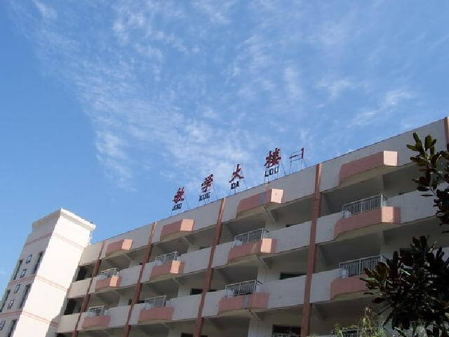 三臺縣蘆溪中學(xué)校園風(fēng)采