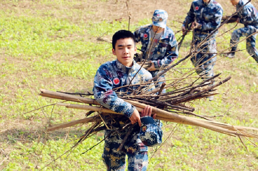 四川大學(xué)附屬中學(xué)地址在哪里？