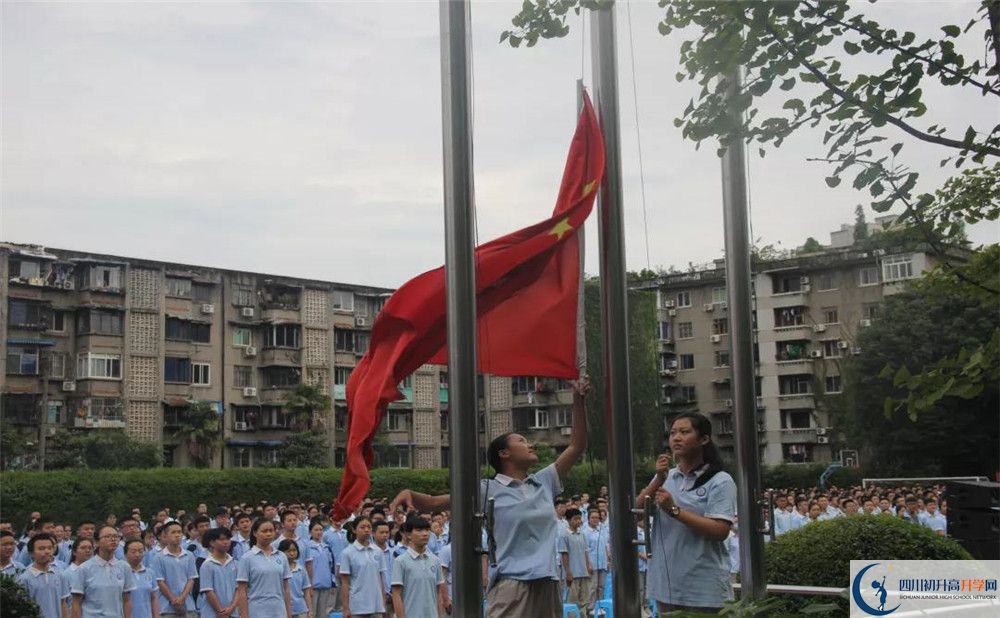 成都市西北中學(xué)住宿條件怎么樣？