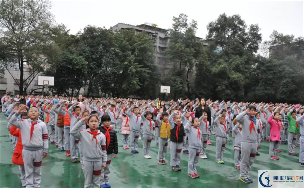 成都市石室聯中蜀華分校面向全國招生嗎？